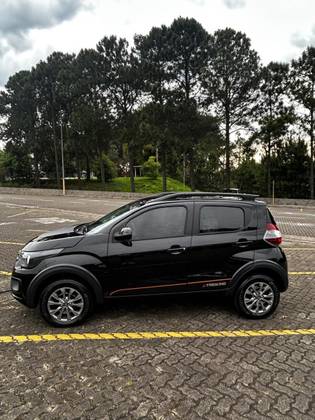 FIAT MOBI 1.0 FIREFLY FLEX TREKKING MANUAL